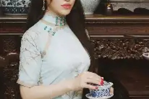 一天3大瓜！带着女儿偷腥、偷税漏税、滞留迪拜件件荒唐可笑